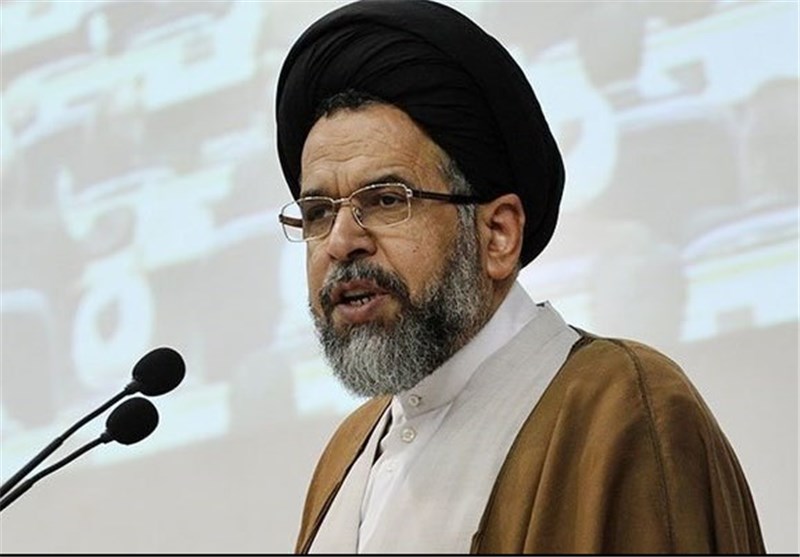 با ترامپ کم مایه سرمیزِ مذاکره نمی نشینیم با ترامپ کم مایه سرمیزِ مذاکره نمی نشینیم