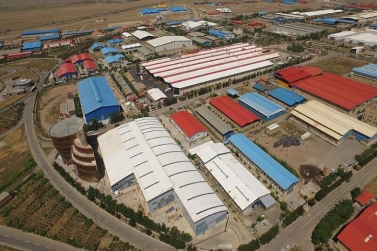 آزادسازی ۲۱ هکتار زمین در شهرک‌های صنعتی قزوین