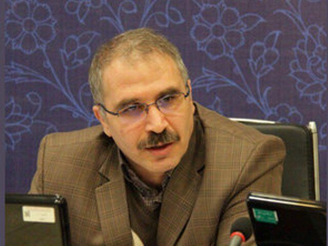 سهم زیادي از شاغلین استان زنجان بیشتر از استاندارد کار مي کنند/ بخش خدمات بیشترین سهم اشتغال استان را به خود اختصاص داده است سهم زیادي از شاغلین استان زنجان بیشتر از استاندارد کار مي کنند/ بخش خدمات بیشترین سهم اشتغال استان را به خود اختصاص داده است