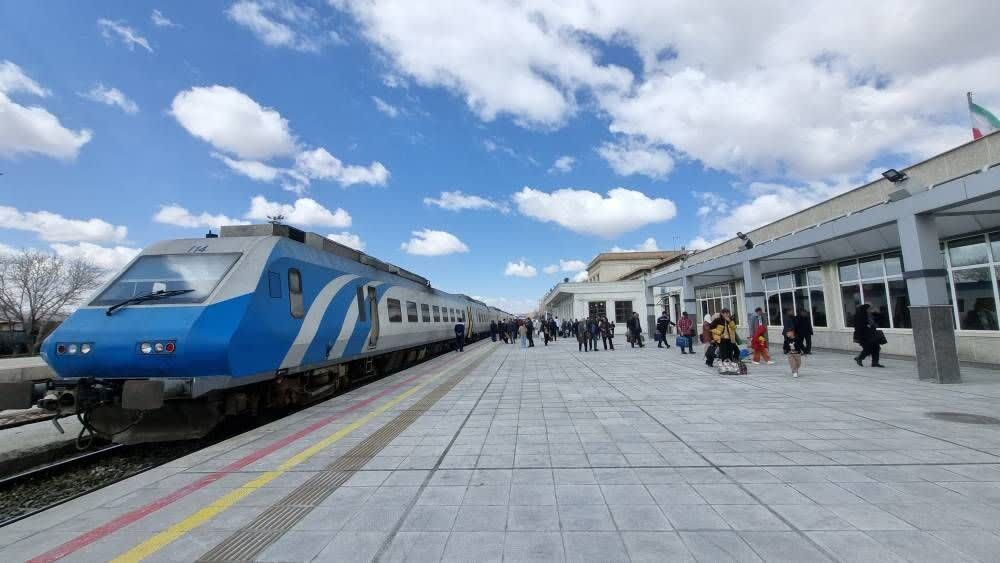 جابهجایی مسافران در راه آهن شمالغرب کشور چهار درصد افزایش یافت جابهجایی مسافران در راه آهن شمالغرب کشور چهار درصد افزایش یافت