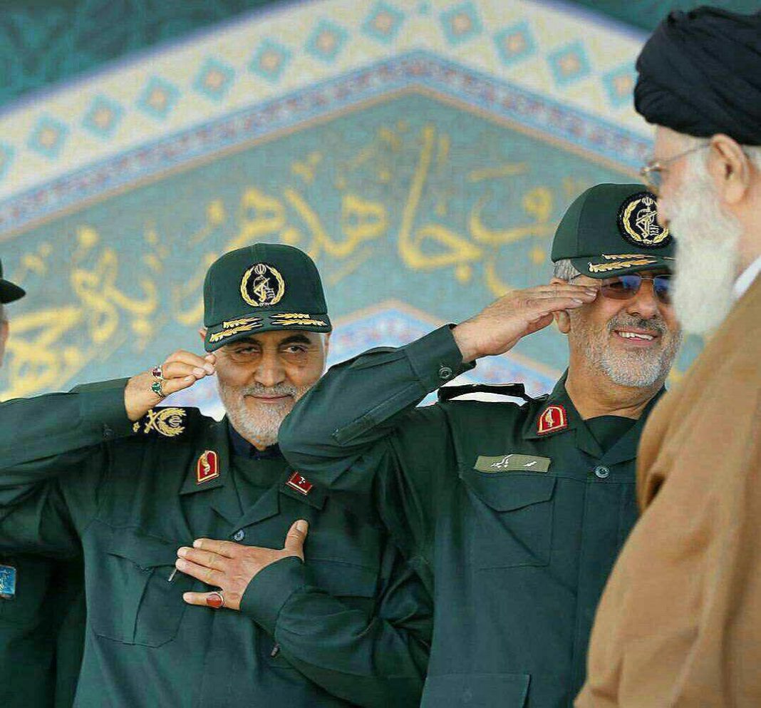 اگر کسی خطایی نسبت به جمهوری اسلامی کند پوزه آنها را به خاک میکشیم اگر کسی خطایی نسبت به جمهوری اسلامی کند پوزه آنها را به خاک میکشیم