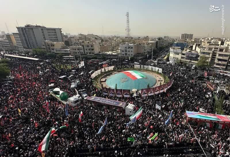 تشییع باشکوه شهدای اقتدار ایران؛ نماد وحدت و استکبارستیزی ملت تشییع باشکوه شهدای اقتدار ایران؛ نماد وحدت و استکبارستیزی ملت