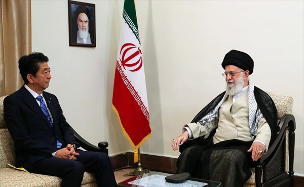 مقام معظم رهبری : ترامپ شایسته مذاکره نیست مقام معظم رهبری : ترامپ شایسته مذاکره نیست
