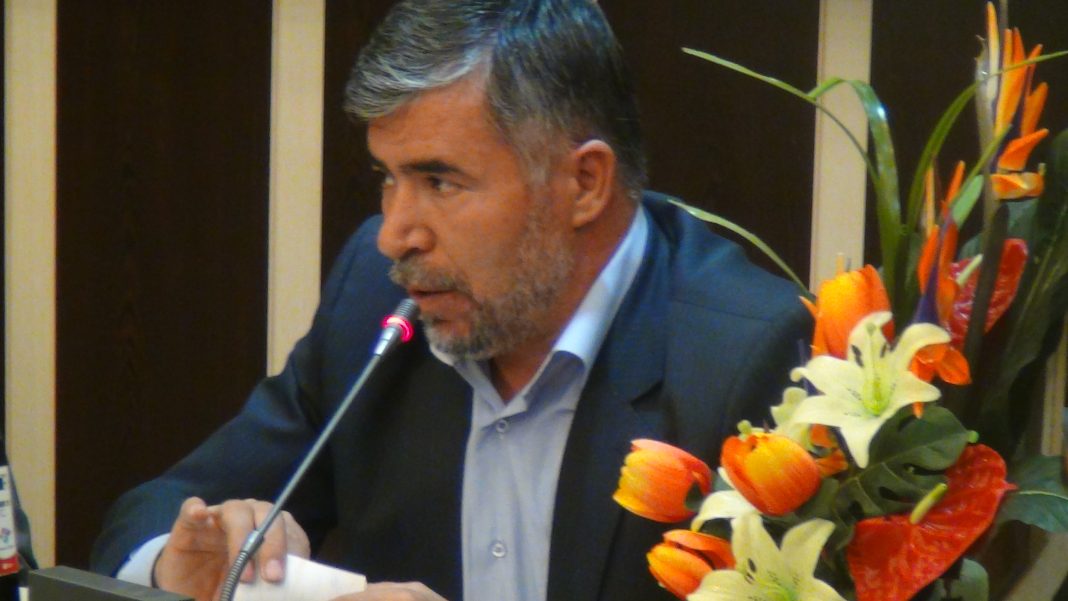 شوراها باید محور اعتماد در جامعه باشند شوراها باید محور اعتماد در جامعه باشند