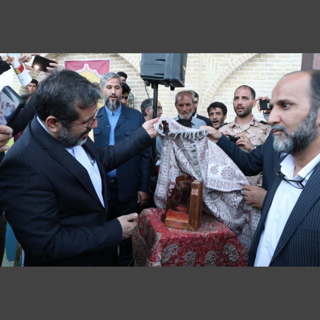 ارسال ۱هزار و ۲۴۰ اثربه جشنواره شعرو قصه استان زنجان/ اختتامیه ۳۰ تیر برگزار می شود ارسال ۱هزار و ۲۴۰ اثربه جشنواره شعرو قصه استان زنجان/ اختتامیه ۳۰ تیر برگزار می شود