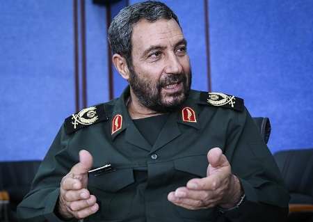 فرمانده سپاه انصارالمهدی(عج): سپاه، پاسدار حریم انقلاب و خادم مردم است فرمانده سپاه انصارالمهدی(عج): سپاه، پاسدار حریم انقلاب و خادم مردم است