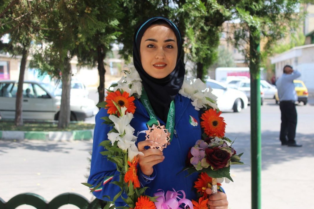 نرگس و آرزوهای دست یافتنی نرگس و آرزوهای دست یافتنی