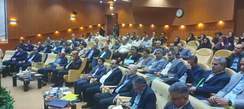بخش کشاورزی امروز قادر به تقبل حق بیمههای مربوط نیست/ بیمه باید همه خطرات را پوشش دهد بخش کشاورزی امروز قادر به تقبل حق بیمههای مربوط نیست/ بیمه باید همه خطرات را پوشش دهد