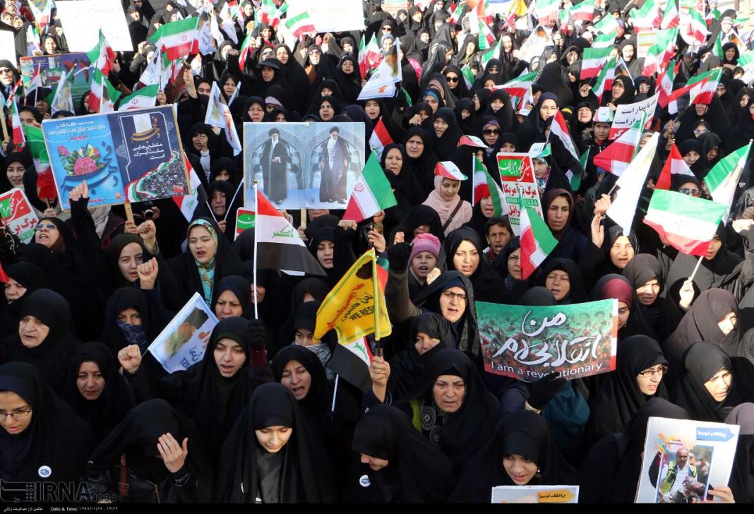 زنجان یکی از کانون های فعال انقلاب در تاریخ است زنجان یکی از کانون های فعال انقلاب در تاریخ است