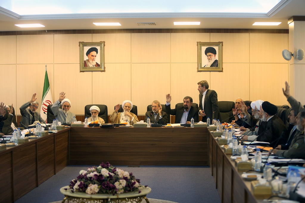 اقلیت های دینی می توانند نامزد شوراهای اسلامی شوند اقلیت های دینی می توانند نامزد شوراهای اسلامی شوند