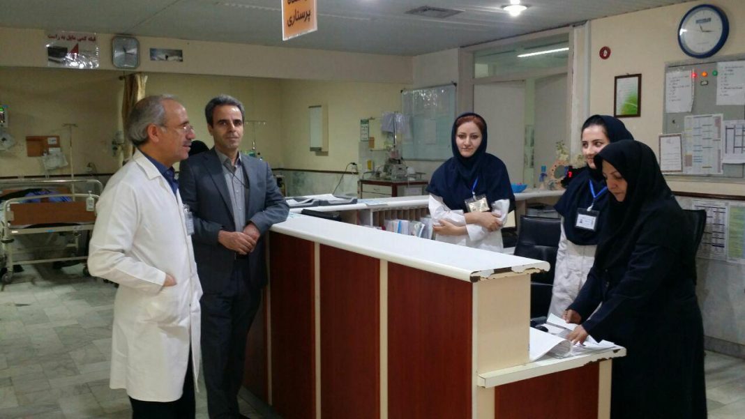 رئیس سازمان نظام پرستاری زنجان: پرستار زیر دست پزشک نیست/ رعایت اخلاق حرفه ای ضرورت پرستاری است رئیس سازمان نظام پرستاری زنجان: پرستار زیر دست پزشک نیست/ رعایت اخلاق حرفه ای ضرورت پرستاری است