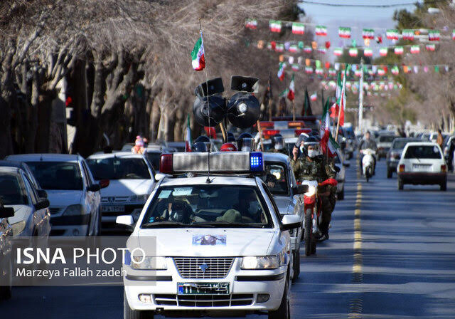 همه آماده برگزاری مراسم ۲۲ بهمن هستیم همه آماده برگزاری مراسم ۲۲ بهمن هستیم