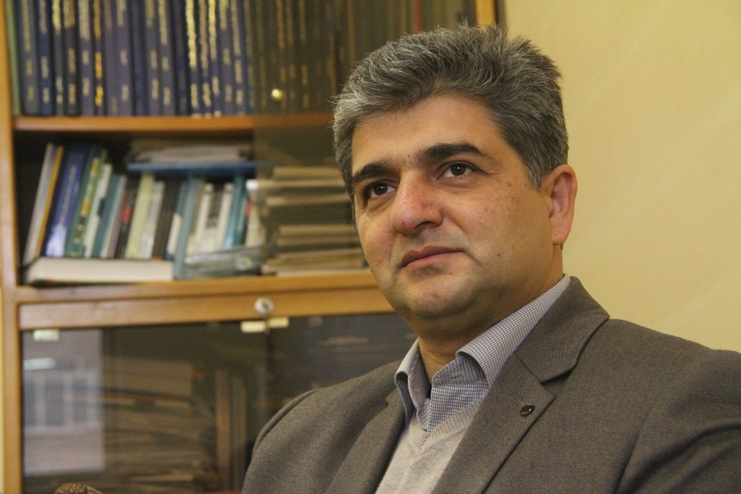 سرپرست معاونت توسعه مدیریت و منابع واحد زنجان معرفی شد سرپرست معاونت توسعه مدیریت و منابع واحد زنجان معرفی شد
