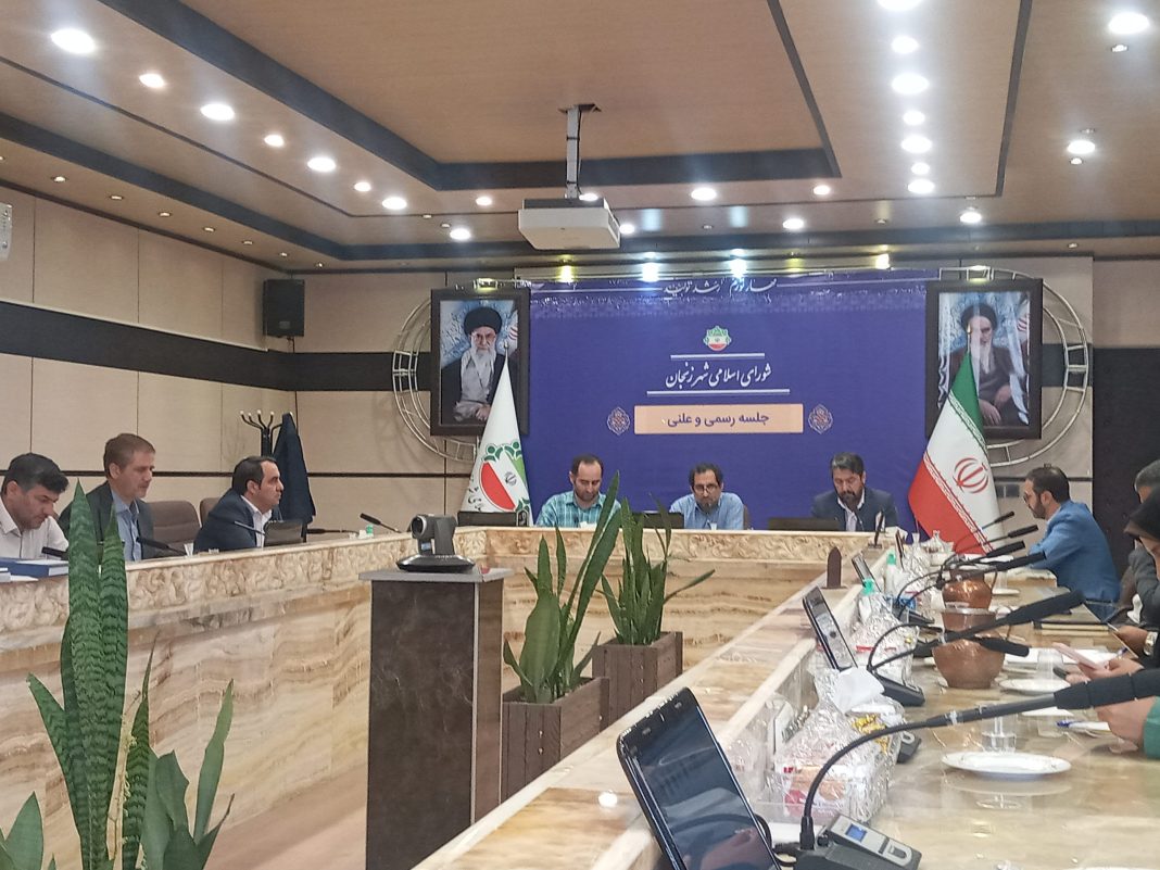 سازمان امورمالیاتی زنجان میزان مالیات وصولی را اعلام کند/مالیات بر ارزش افزوده نشانه تورم است سازمان امورمالیاتی زنجان میزان مالیات وصولی را اعلام کند/مالیات بر ارزش افزوده نشانه تورم است